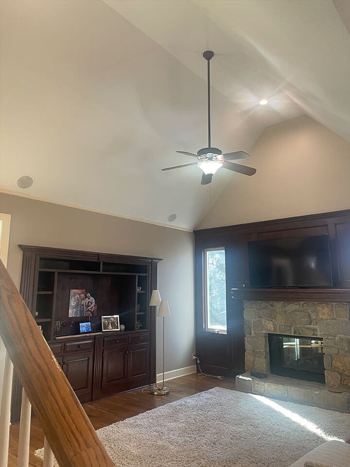 ceiling painted clean white color
